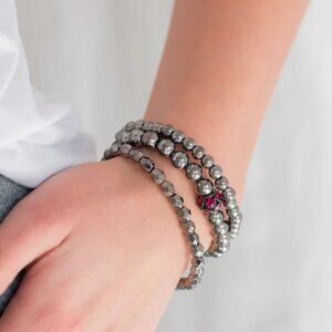Paparazzi Jewelry Accessories - Noticeably Noir - Pink Bracelet - Vintage